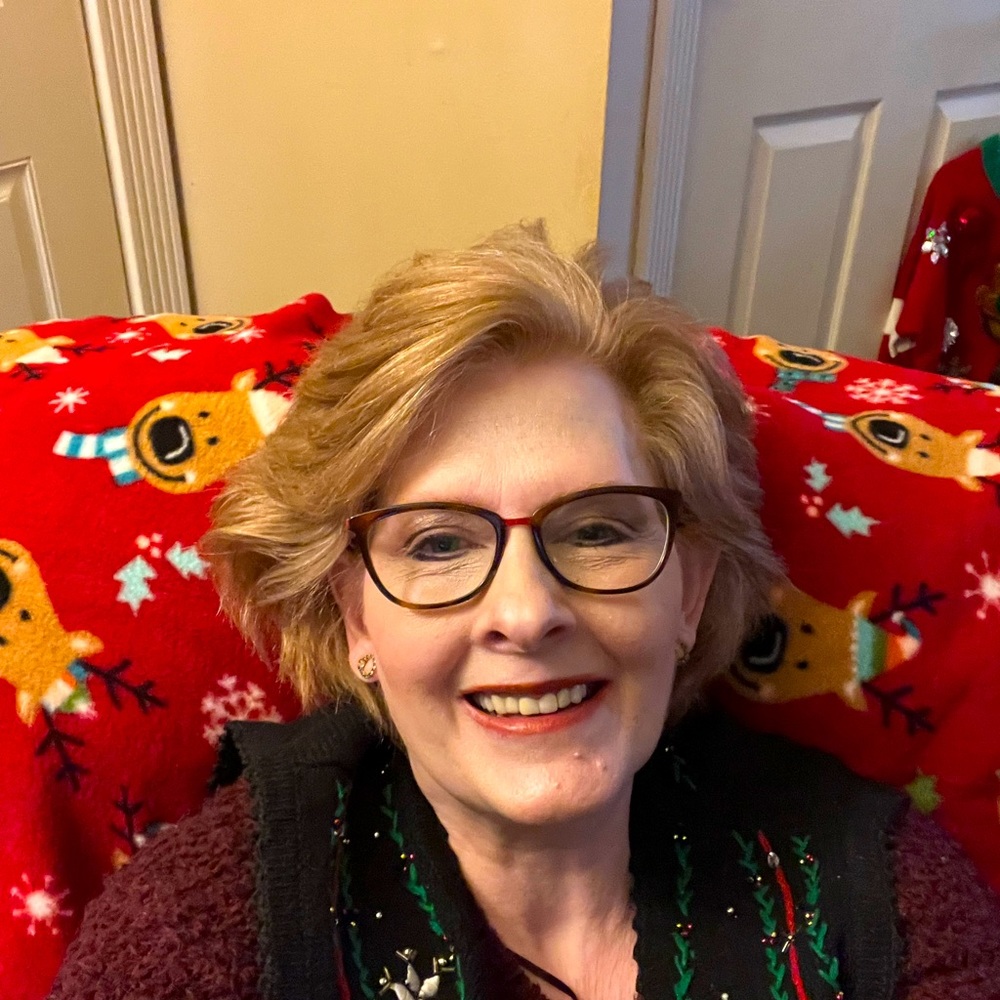 Meet your Posher, Lisa